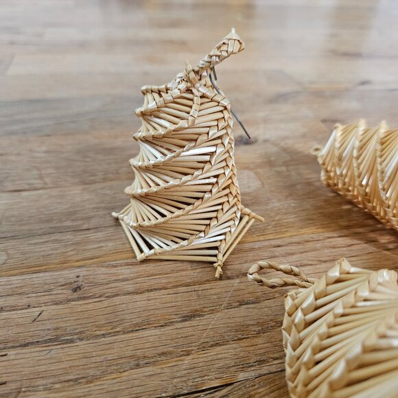 Vintage Braided Straw CHristmas Ornament Bells Scandinavian Eastern European 8 - Picture 4 of 4